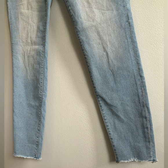 True Religion Jennie Curvy Mid Rise Super Skinny W29 - Picture 6 of 9